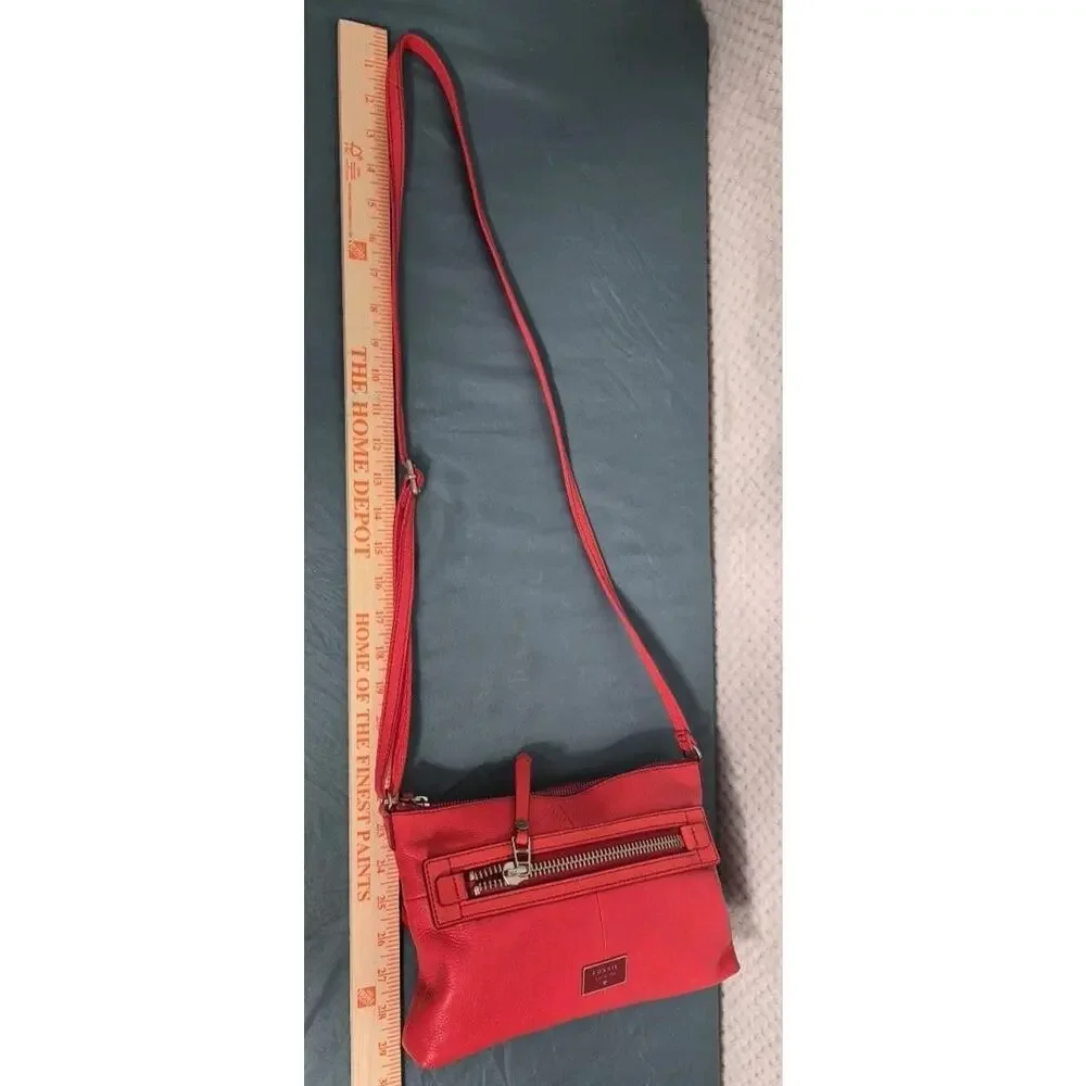 Fossil Red Cowhide Leather Crossbody Bag Purse Zip Pocket Adjustable Strap
